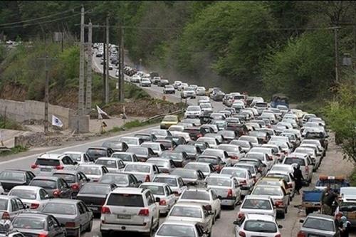 هشدار به مسافران ترافیک سنگین در محورهای خروجی پایتخت
