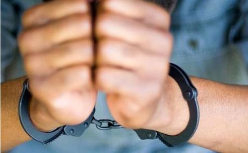 بازداشت مردی به علت سوءاستفاده از پسرش در اینستاگرام