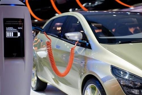 تعرفه واردات خودرو های برقی بالاتر از 20 و 30 هزار یورو