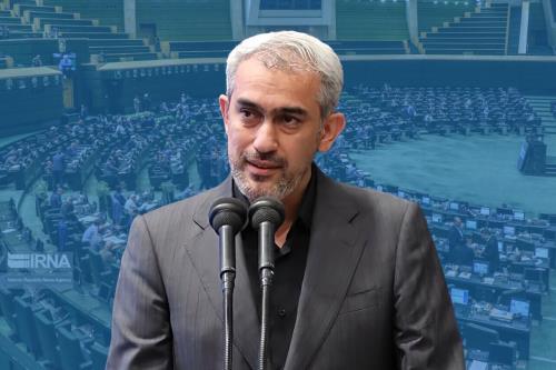 تخصص و نخبگی از نقاط قوت مدنی زاده است